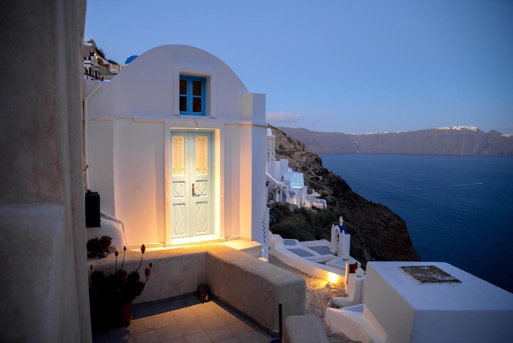 Genesis Cave Houses Oia  Exterior photo